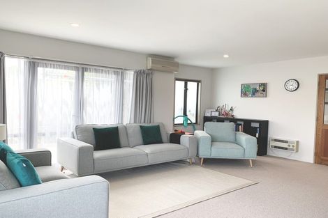 Photo of property in 70 Wharenui Road, Upper Riccarton, Christchurch, 8041