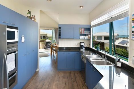 Photo of property in 12 Ascot Way, Orewa, 0931