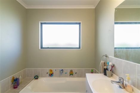 Photo of property in 19b Huia Street, Waikanae, 5036