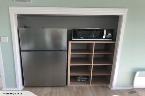 Photo of property in 69 Kiwi Esplanade, Mangere Bridge, Auckland, 2022