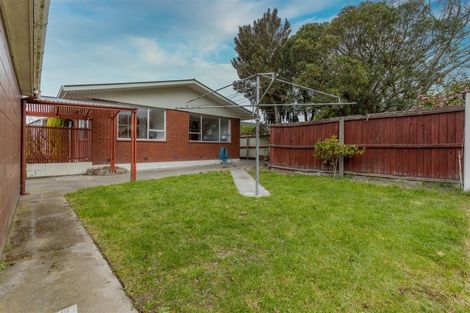 Photo of property in 6 Camberwell Place, Avonhead, Christchurch, 8042