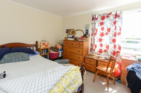 Photo of property in 419-421 Kotuku Street, Camberley, Hastings, 4120