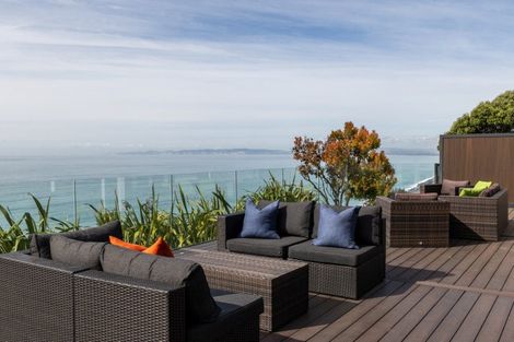 Photo of property in 132 Priestley Terrace, Bluff Hill, Napier, 4110