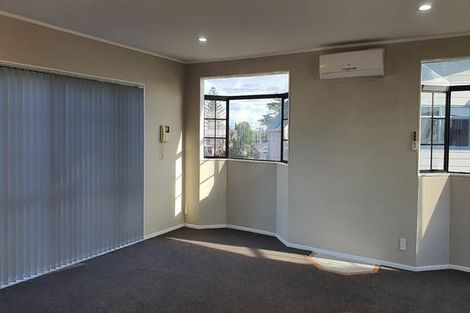 Photo of property in 215a Marua Road, Mount Wellington, Auckland, 1051