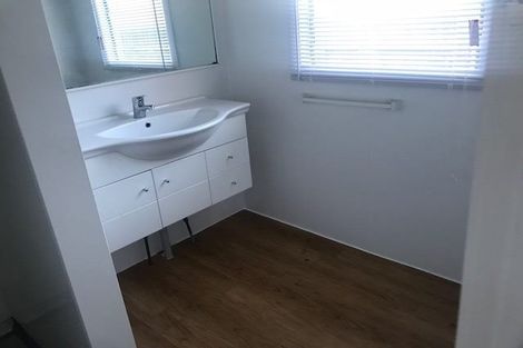 Photo of property in 98 Hokonui Drive, Gore, 9710