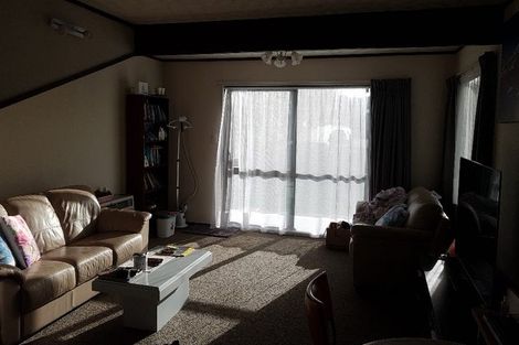 Photo of property in 2/396 Cambridge Terrace, Naenae, Lower Hutt, 5011