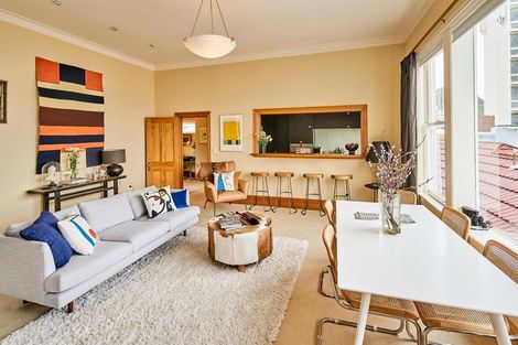 Photo of property in 5b Hay Street, Oriental Bay, Wellington, 6011