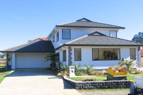 Photo of property in 11 South Kensington Way, Henderson, Auckland, 0612