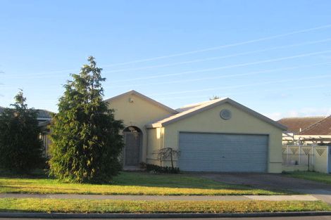 Photo of property in 192 Burswood Drive, Burswood, Auckland, 2013