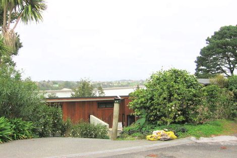 Photo of property in 42 Marae Road, Greenhithe, Auckland, 0632