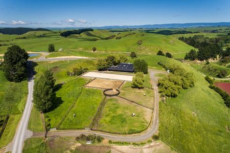 Photo of property in 1268 Taihape Road, Sherenden, Hastings, 4179