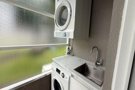 Photo of property in 1/10 Blomfield Spa, Takapuna, Auckland, 0622