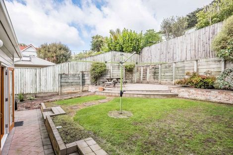 Photo of property in 22 Duncan Terrace, Kilbirnie, Wellington, 6022