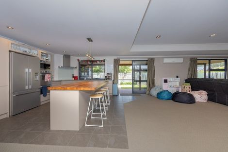 Photo of property in 2 Sherwin Avenue, Albert Town, Wanaka, 9305
