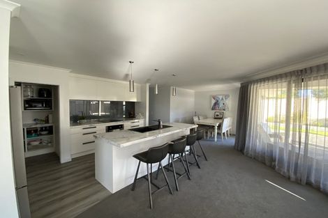 Photo of property in 4 Caledonian Place, Cromwell, 9310