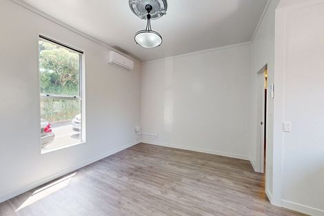 Photo of property in 141 Grant Road, Thorndon, Wellington, 6011