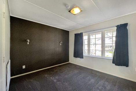 Photo of property in 5/1068 Fergusson Drive, Clouston Park, Upper Hutt, 5018