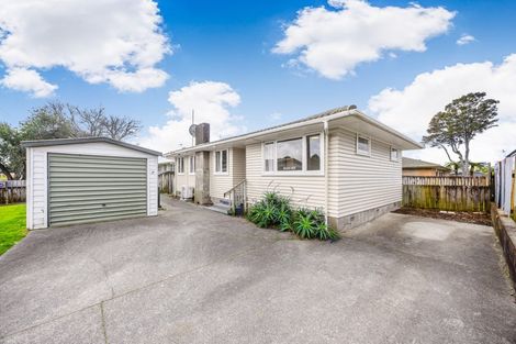 Photo of property in 38 Sutton Crescent, Papakura, 2110