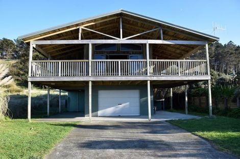 Photo of property in 88 Akitio Esplanade, Akitio, Pongaroa, 4991