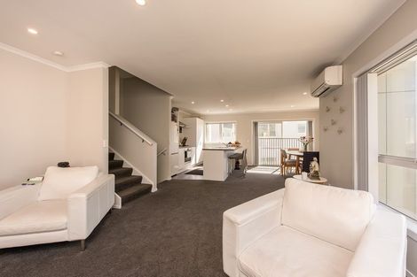 Photo of property in 22 Rarangi Way, Owhiro Bay, Wellington, 6023