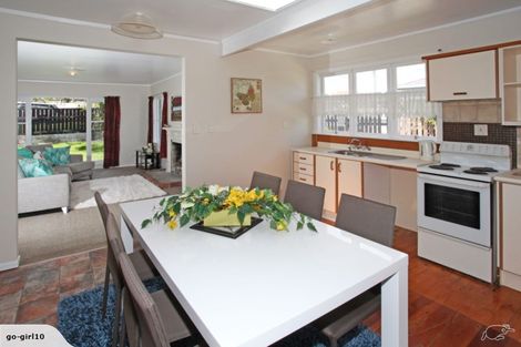 Photo of property in 90 Porchester Road, Papakura, 2110