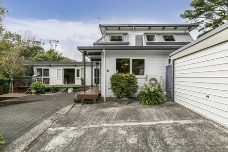 Photo of property in 9 Goddard Grove, Churton Park, Wellington, 6037