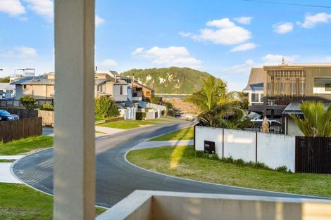 Photo of property in 102 Saint Patricks Row, Whangamata, 3620