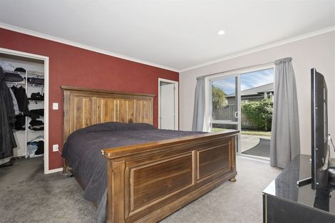 Photo of property in 10 Marick Place, Papamoa Beach, Papamoa, 3118