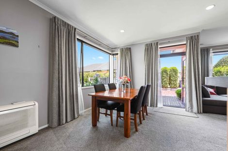 Photo of property in 38 Fendalton Drive, Rototuna, Hamilton, 3210