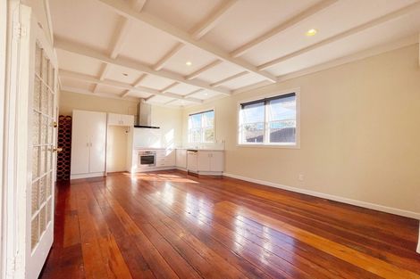 Photo of property in 1 Camden Road, Sandringham, Auckland, 1025