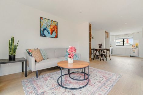 Photo of property in 10/32 Tapuwae Way, Mangere Bridge, 2022