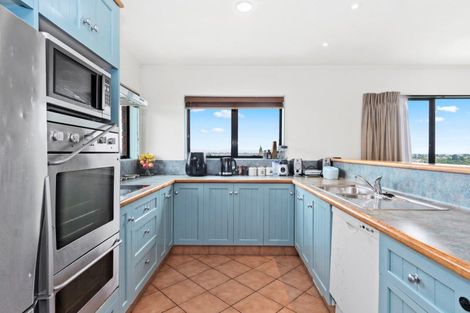 Photo of property in 107 Victory Street, Welcome Bay, Tauranga, 3112