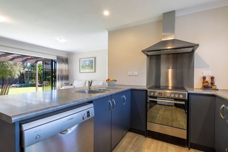 Photo of property in 10 De La Mare Drive, Leamington, Cambridge, 3432