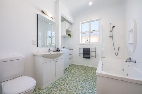 Photo of property in 11 Hart Avenue, Boulcott, Lower Hutt, 5011