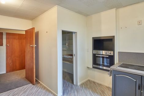 Photo of property in 37 Lockhart Avenue, Milson, Palmerston North, 4414