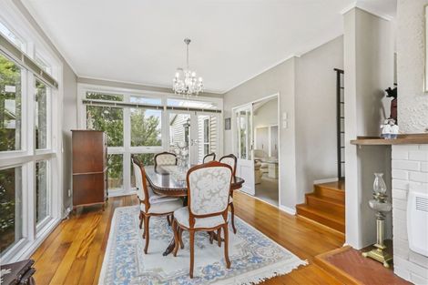 Photo of property in 36 Mana View Road, Paremata, Porirua, 5026