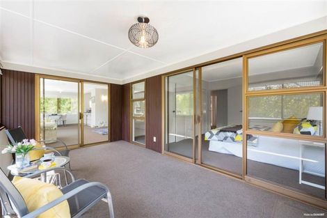 Photo of property in 16 Dennis Avenue, Hillpark, Auckland, 2102