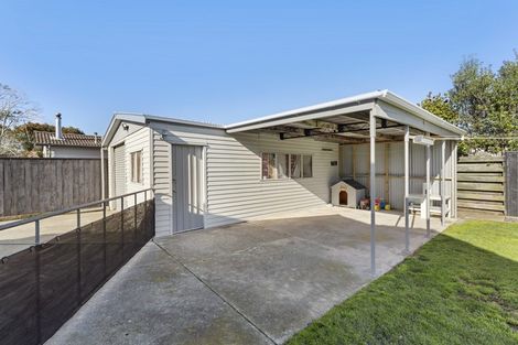 Photo of property in 9 Pluto Place, Milson, Palmerston North, 4414