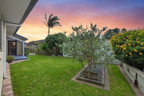Photo of property in 34 Gibson Place, Papamoa Beach, Papamoa, 3118