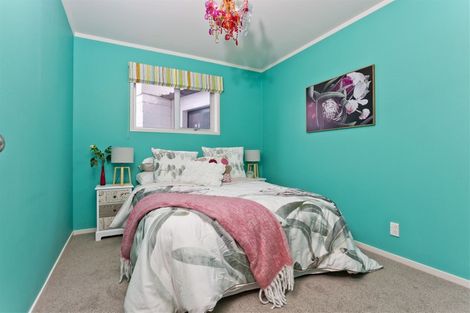 Photo of property in 1/134 Arran Road, Browns Bay, Auckland, 0630