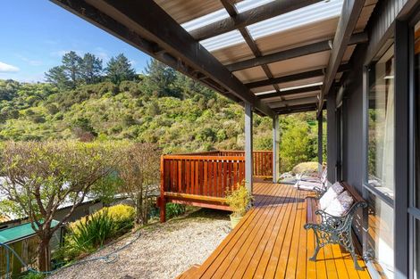 Photo of property in 102 Boons Valley Road, Waikawa, Picton, 7220