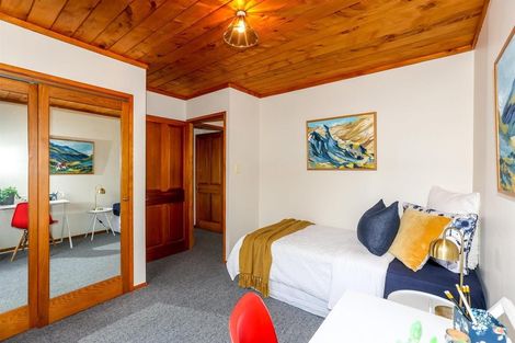 Photo of property in 3 Rennell Street, Frankleigh Park, New Plymouth, 4310