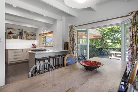 Photo of property in 38 Saxton Road, Upper Vogeltown, New Plymouth, 4371