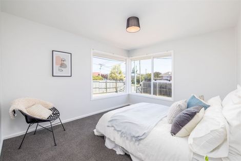 Photo of property in 62 Sandown Crescent, Aranui, Christchurch, 8061