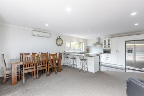 Photo of property in 7a Awatea Terrace, Hokowhitu, Palmerston North, 4410