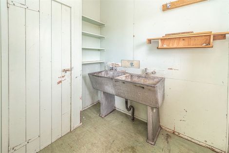 Photo of property in 63 Selwyn Crescent, College Estate, Whanganui, 4500