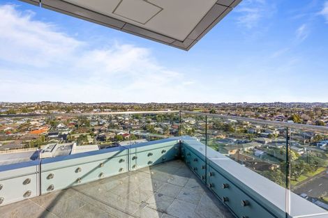 Photo of property in 1110/11 Tamariki Avenue, Kelston, Auckland, 0602