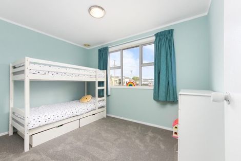Photo of property in 1/558 Swanson Road, Ranui, Auckland, 0612