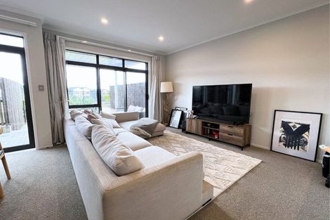 Photo of property in 14a Dida Park Drive, Kumeu, 0810