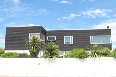 Photo of property in 6 Stout Street, Waimairi Beach, Christchurch, 8083
